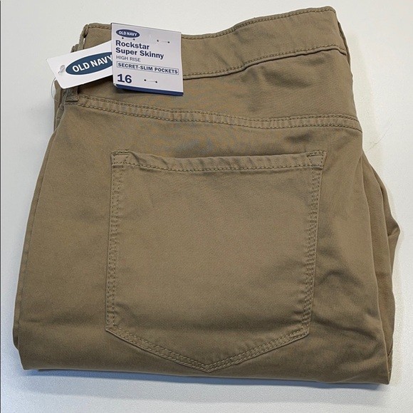 Old Navy Pants - OLD NAVY ROCKSTAR Womens 16 Khaki Cargo Pants